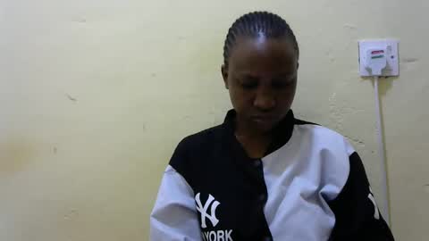 Silvia online show from November 2025 03:38:01 AM