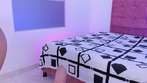 Snapshot of sweet_ashley__ chatting on April 2026 12:05:02 PM sweet_ashley__ online show from April 2026 12:05:02 PM