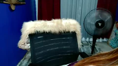 Chelsy online show from September 2025 04:04:02 AM