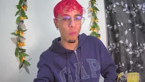 Snapshot of sweet_boy2224 chatting on November 2025 02:56:01 AM sweet_boy2224 online show from November 2025 02:56:01 AM