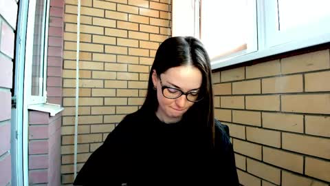 Christina online show from April 2026 09:55:01 AM