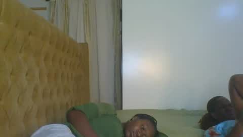 Camila online show from October 2025 12:20:01 PM