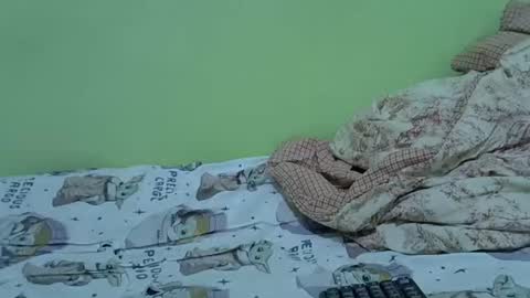 sweet_candie01 online show from September 2025 03:29:01 AM