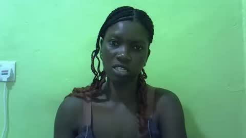 sweet_cherie1 online show from April 2026 04:52:01 PM