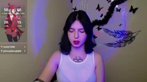 Snapshot of sweet_cherryg chatting on February 2025 01:43:02 PM Ivy online show from February 2025 01:43:02 PM
