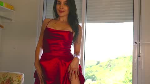Snapshot of sweet_chilli_ chatting on December 2024 07:13:02 PM Bruna - Live on December - My wishlist online show from December 2024 07:13:02 PM