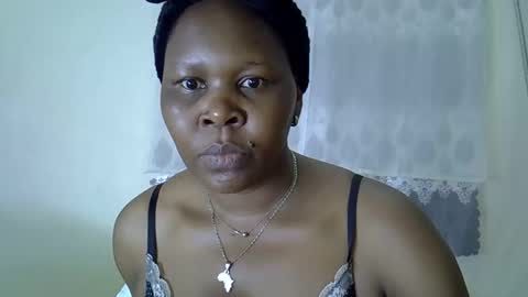 Snapshot of sweet_dori33 chatting on April 2026 11:17:01 PM sweet_dori33 online show from April 2026 11:17:01 PM