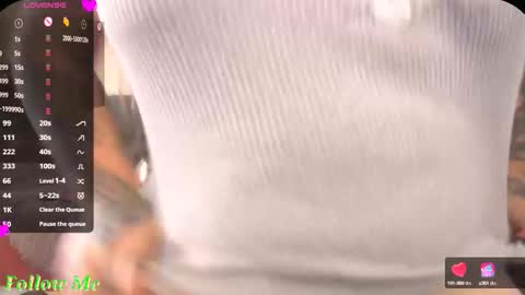 Snapshot of sweet_extasy chatting on October 2025 10:27:02 AM Valeriia online show from October 2025 10:27:02 AM