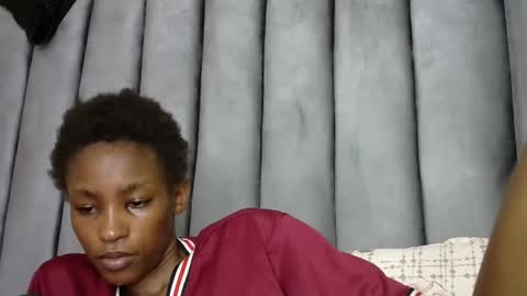 sweet_freaky online show from April 2026 04:37:01 PM