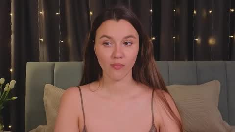 Im Mia.LOVELY PATTERNS 100  120  160  200 my toy buzzes from 2 tip online show from March 2025 05:14:02 PM