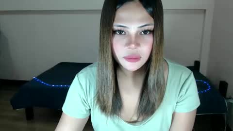 Snapshot of sweet_hard_queenxxx chatting on February 2025 01:57:01 AM sophia daisy online show from February 2025 01:57:01 AM