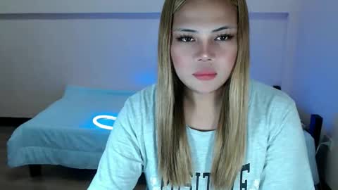 Snapshot of sweet_hard_queenxxx chatting on October 2025 10:52:02 PM sophia daisy online show from October 2025 10:52:02 PM