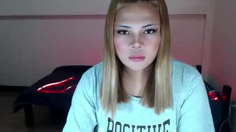 Snapshot of sweet_hard_queenxxx chatting on October 2025 10:54:02 PM sophia daisy online show from October 2025 10:54:02 PM