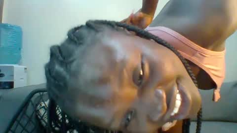 Snapshot of sweet_jenica chatting on January 2025 08:02:01 AM ESTHER NEEMA online show from January 2025 08:02:01 AM