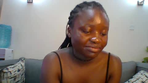 Snapshot of sweet_jenica chatting on January 2025 06:55:02 AM ESTHER NEEMA online show from January 2025 06:55:02 AM