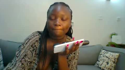 Snapshot of sweet_jenica chatting on January 2025 05:09:01 AM ESTHER NEEMA online show from January 2025 05:09:01 AM