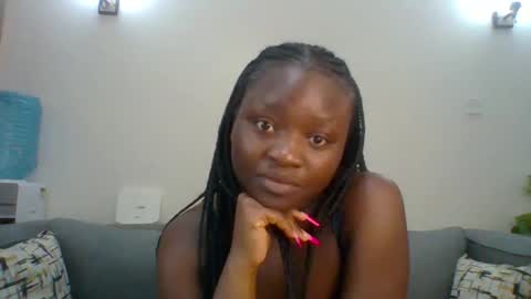 Snapshot of sweet_jenica chatting on February 2025 05:09:02 AM ESTHER NEEMA online show from February 2025 05:09:02 AM