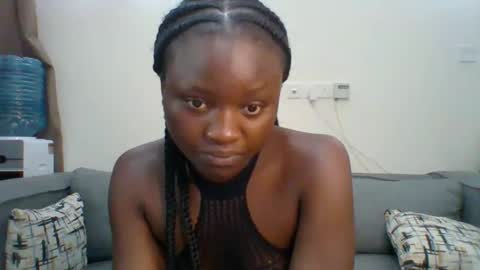 Snapshot of sweet_jenica chatting on February 2025 05:02:01 AM ESTHER NEEMA online show from February 2025 05:02:01 AM