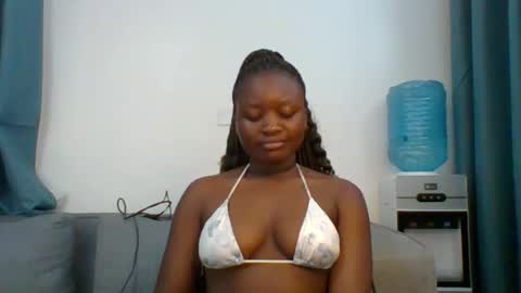 Snapshot of sweet_jenica chatting on September 2025 04:14:02 AM ESTHER NEEMA online show from September 2025 04:14:02 AM