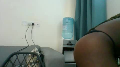 Snapshot of sweet_jenica chatting on September 2025 04:06:01 AM ESTHER NEEMA online show from September 2025 04:06:01 AM