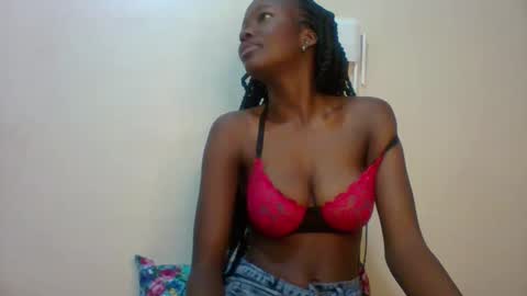 Snapshot of sweet_kcandy chatting on May 2026 12:45:02 PM Sweet KCandy online show from May 2026 12:45:02 PM