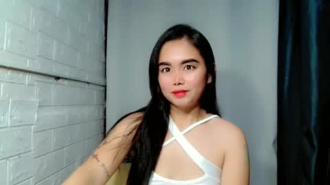 Snapshot of sweet_laika chatting on April 2026 03:15:01 AM LAIKA online show from April 2026 03:15:01 AM