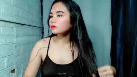 Snapshot of sweet_laika chatting on May 2026 03:24:01 AM LAIKA online show from May 2026 03:24:01 AM