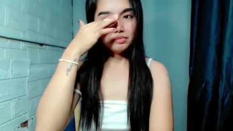 Snapshot of sweet_laika chatting on May 2026 04:09:02 AM LAIKA online show from May 2026 04:09:02 AM