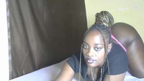 sweet_leen895891 online show from February 2025 06:13:02 PM