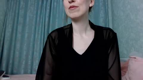 sweet_lilbunny online show from March 2026 04:40:01 PM