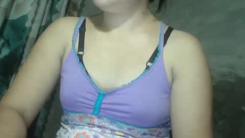 sweet_lily0613 online show from February 2025 11:01:02 AM