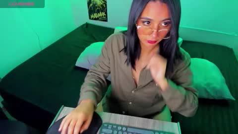 Lina online show from February 2026 12:28:02 AM