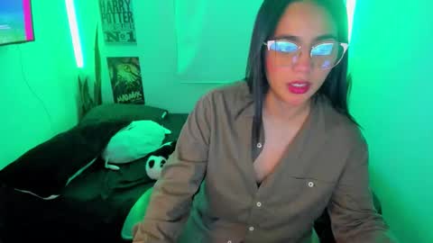 Lina online show from March 2026 01:20:01 AM