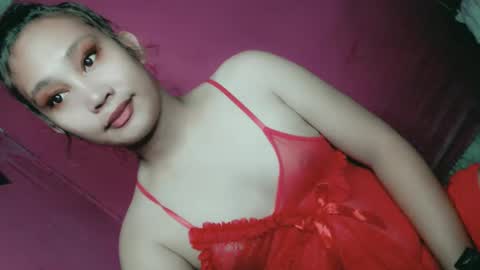 Snapshot of sweet_lover5 chatting on February 2025 10:29:01 AM SWEET LOVE online show from February 2025 10:29:01 AM