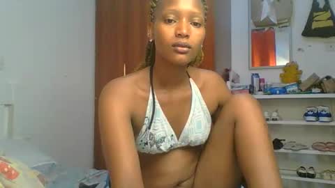 Snapshot of sweet_melod chatting on April 2026 12:46:02 AM Linda online show from April 2026 12:46:02 AM
