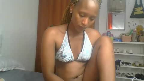 Snapshot of sweet_melod chatting on April 2026 02:15:01 AM Linda online show from April 2026 02:15:01 AM