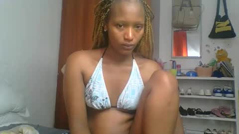 Snapshot of sweet_melod chatting on May 2026 02:29:02 AM Linda online show from May 2026 02:29:02 AM