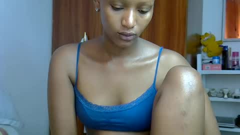 Snapshot of sweet_melod chatting on May 2026 02:08:02 AM Linda online show from May 2026 02:08:02 AM