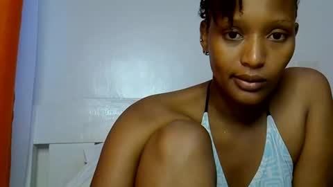 Snapshot of sweet_melod chatting on May 2026 02:57:02 PM Linda online show from May 2026 02:57:02 PM