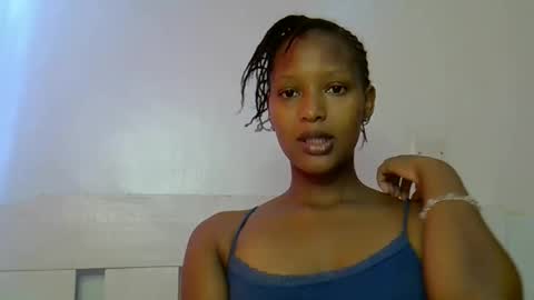Snapshot of sweet_melod chatting on May 2026 05:15:02 AM Linda online show from May 2026 05:15:02 AM