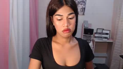 Melon online show from October 2025 06:37:01 PM