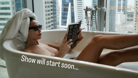 Snapshot of sweet_moan chatting on October 2025 08:48:02 AM Dana online show from October 2025 08:48:02 AM