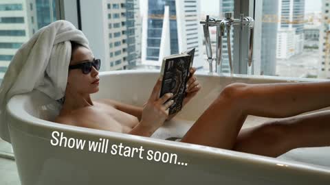 Snapshot of sweet_moan chatting on October 2025 08:59:01 AM Dana online show from October 2025 08:59:01 AM