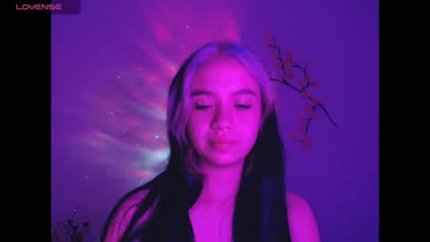 Snapshot of sweet_molly420 chatting on June 2026 05:31:02 AM sweet molly420 online show from June 2026 05:31:02 AM