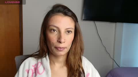 Snapshot of sweet_moon_v_ chatting on May 2026 09:52:02 PM sweet_moon_v_ online show from May 2026 09:52:02 PM