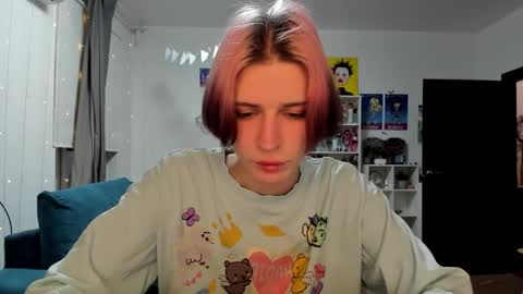 kira online show from February 2026 06:04:01 PM