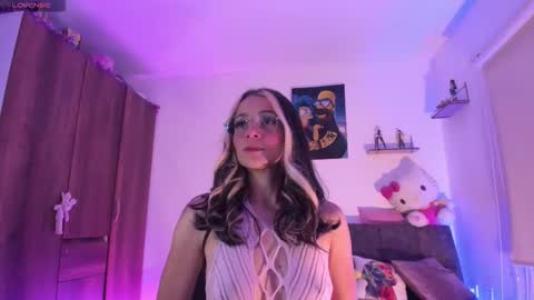 Penny  online show from September 2025 11:49:02 PM