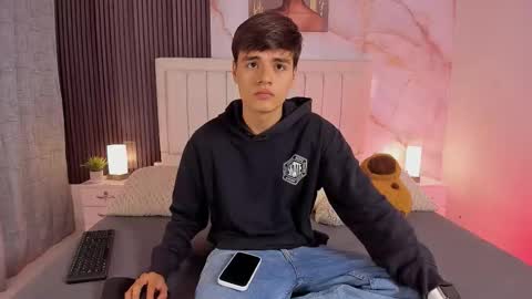 Petter online show from November 2025 01:37:02 PM