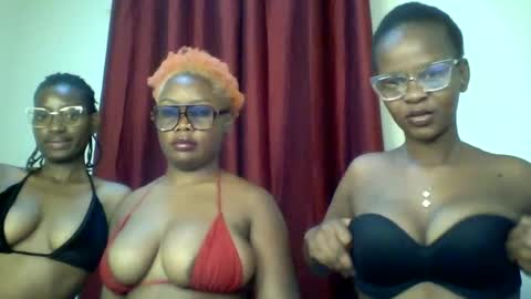Snapshot of sweet_rayana_ chatting on June 2026 05:14:01 AM sweet rayana online show from June 2026 05:14:01 AM