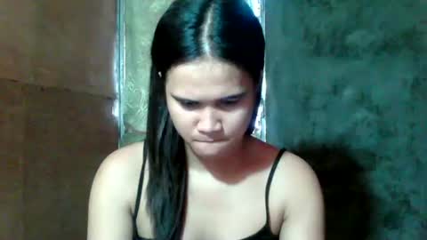 Snapshot of sweet_reyan2003 chatting on July 2026 02:13:02 AM REYAN online show from July 2026 02:13:02 AM